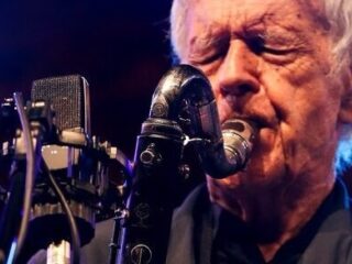 Saxofonist, klarinettist en componist Michel Portal is overleden (90)