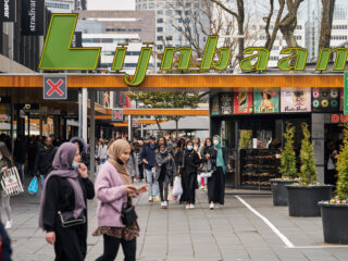 Rotterdamse Lijnbaan zet klassieke muziek in tegen overlast