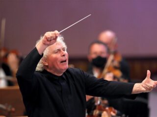 Hoge Duitse onderscheiding voor Sir Simon Rattle