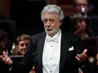 Plácido Domingo bekent schuld