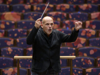 Musici spreken zich uit: grensoverschrijdend gedrag dirigent Jaap van Zweden