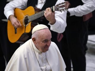 Van gregoriaans tot Schumann: 6 keer muziek die paste bij paus Franciscus
