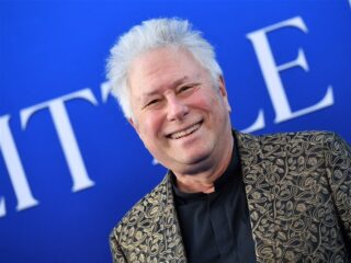 Alan Menken schrijft de muziek voor 'Spellbound' - en dat klinkt zó