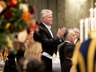 Guus Hiddink ere-ambassadeur van Seoul Philharmonic Orchestra