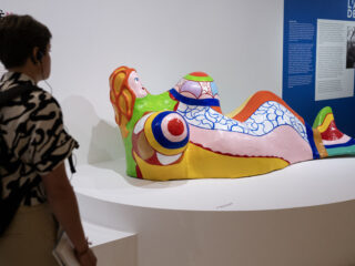 'Film over Niki de Saint Phalle laat haar kunst weg'