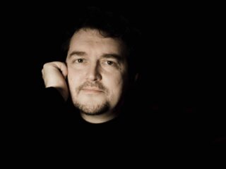 Fluitist en dirigent Alexis Kossenko beschuldigd van grensoverschrijdend gedrag