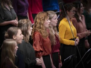 Zing mee met het AVROTROS Kerstlied 2025