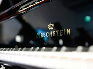 Carl Bechstein Stichting schenkt instrumenten aan Beiroet