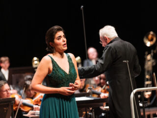 Cláudia Ribas wint International Vocal Competition