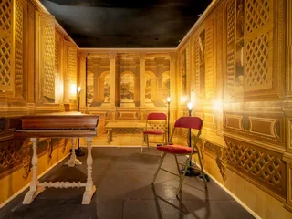 Oude muziek komt naar mensen toe met concertzaal op wielen