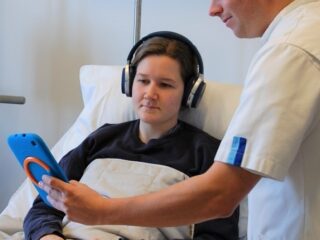 Onderzoek: het effect van muziek bij operatie-stress