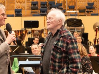 Gemeentespeld van Hilversum voor dirigent Edo de Waart