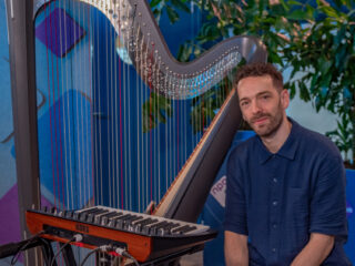 Remy van Kesteren in een speciale aflevering van Kalm met Klassiek