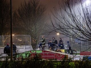 Klassieke muziek tegen hangjongeren: afschrikken of kalmeren?