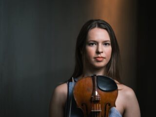 Violist Hawijch Elders bereikt finale in groot Italiaans vioolconcours