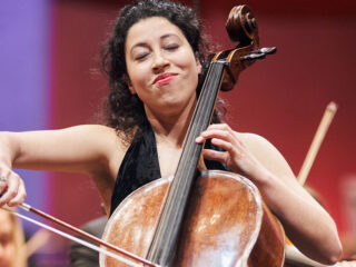 Ella van Poucke sluit residency af met Dvořáks Celloconcert