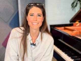 Iris Hond: laatste jaar 'Iris speelt Einaudi', daarna focus op eigen muziek