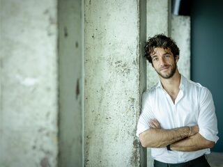 Lorenzo Viotti wordt het gezicht van horlogemerk