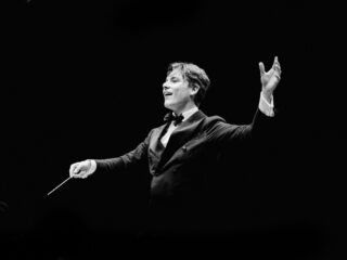 Klaus Mäkelä dirigeerde het meest in 2024