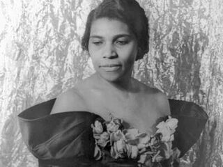 Standbeeld voor zwarte zangeres Marian Anderson