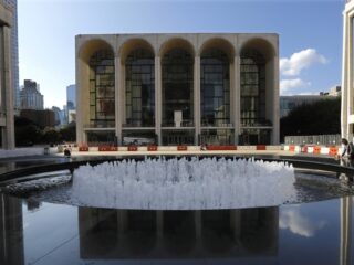 Nepmiljonair 'doneerde' 15 miljoen dollar aan Metropolitan Opera in New York