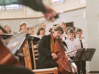 Wat als alle kinderen tegelijk zouden zingen? In Zutphen klinkt The Passion of Innocence