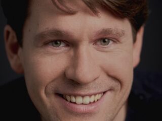 Vanuit de coulissen: Peter Gijsbertsen