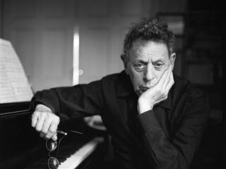 Philip Glass geëerd met Lifetime Achievement Award op 25ste World Soundtrack Awards