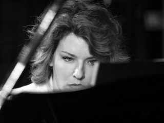 Recital pianist Polina Osetinskaya verstoord door Russische politie
