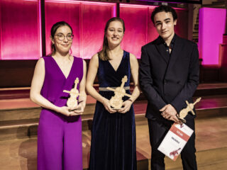Violist Salomé Bonnema wint Oskar Back Prijs 2024