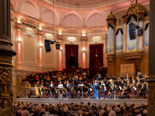 65 jaar grenzeloos nieuwsgierig: bekijk de brochure van de NTR ZaterdagMatinee