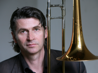 Trombonist Uwe Dierksen overleden (66)
