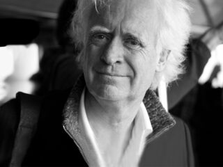 Sieuwert Verster: het artistieke brein achter veertig jaar Koningsdagconcerten zwaait af