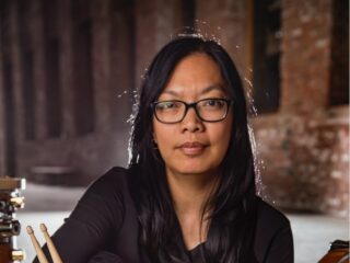 Componist en percussionist Susie Ibarra wint Pulitzerprijs voor Muziek