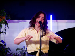 Raquel Kurpershoek: 'Iedereen danst, speelt en zingt buiten'