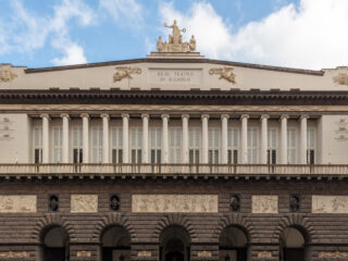Politieonderzoek naar verduistering bij Teatro San Carlo in Napels
