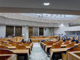 Tweede Kamer wil af van 'dwingend inclusiebeleid' bij cultuursubsidies