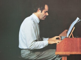 Wilhelm Hellweg (1939-2024), vakman in de audiotechniek: 'Te hard afluisteren werkt gevaarlijk bedrieglijk'