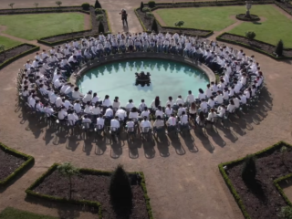 Moet je zien: 185 kinderen voeren Beethoven uit met body percussie