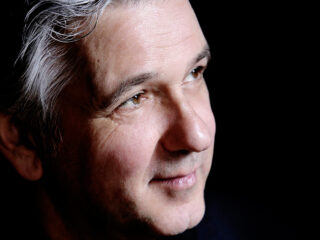 Organist Aart Bergwerff ontvangt Duitse prijs, voor 'spectaculaire ruimtelijke geluidservaring'