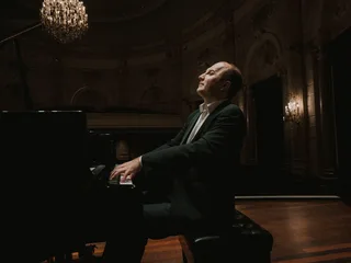 Alexander Gavrylyuk en Släpstick te gast in Podium Klassiek 16 maart