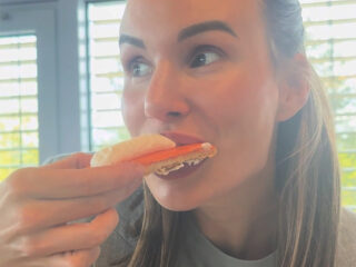 Zó eet je een klassieke tompoes