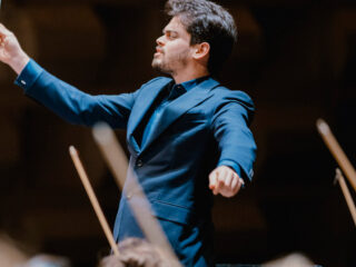 Lahav Shani tot 2032 bij het Israëlisch Filharmonisch Orkest