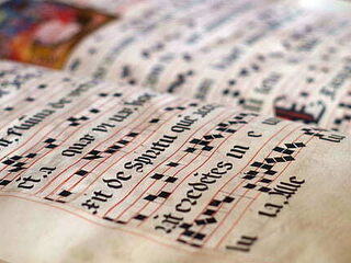 Eeuwig klinkende noten in Spaanse kerk