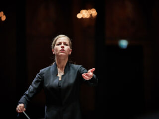Mahler 5 door Canellakis