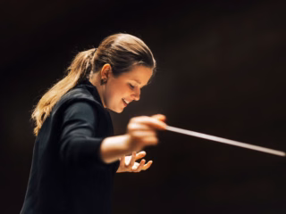 Elgars Celloconcert en Stravinsky's Vuurvogel