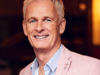 'Dijkwacht' van Cor Bakker hoogste nieuwe binnenkomer in Klassieke Top 400