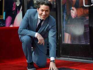 Dirigent Gustavo Dudamel krijgt ster op Hollywood Walk of Fame