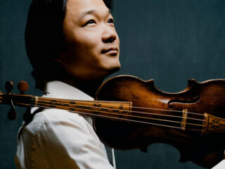 Dirigent en violist Shunske Sato ontvangt belangrijke Japanse onderscheiding