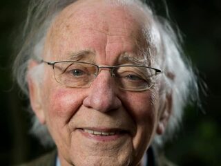 Pianist en pianopedagoog Jan Wijn (88) overleden